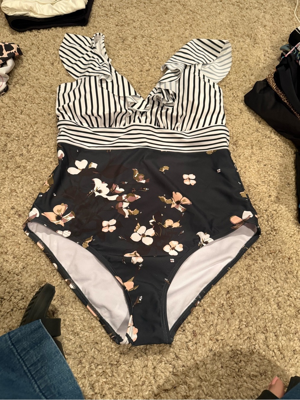 Striped & Floral Ruffle One-Piece Swimsuit - Black & White Brand New - Picture 2 of 4
